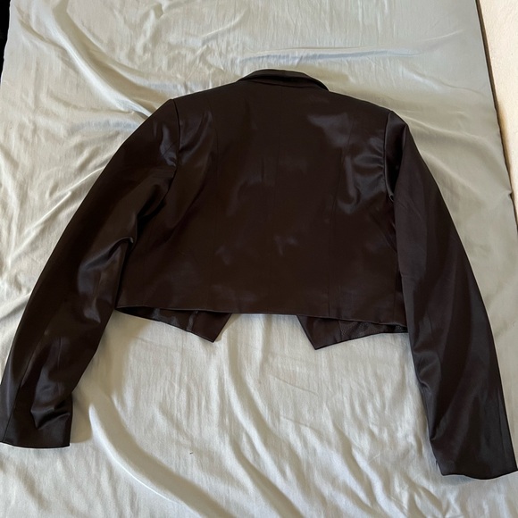 Cropped blazer - Picture 2 of 2